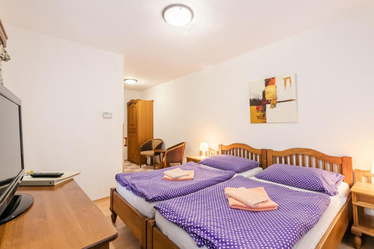 Hotel Perla Jizery Йозефув Дул Екстер'єр фото