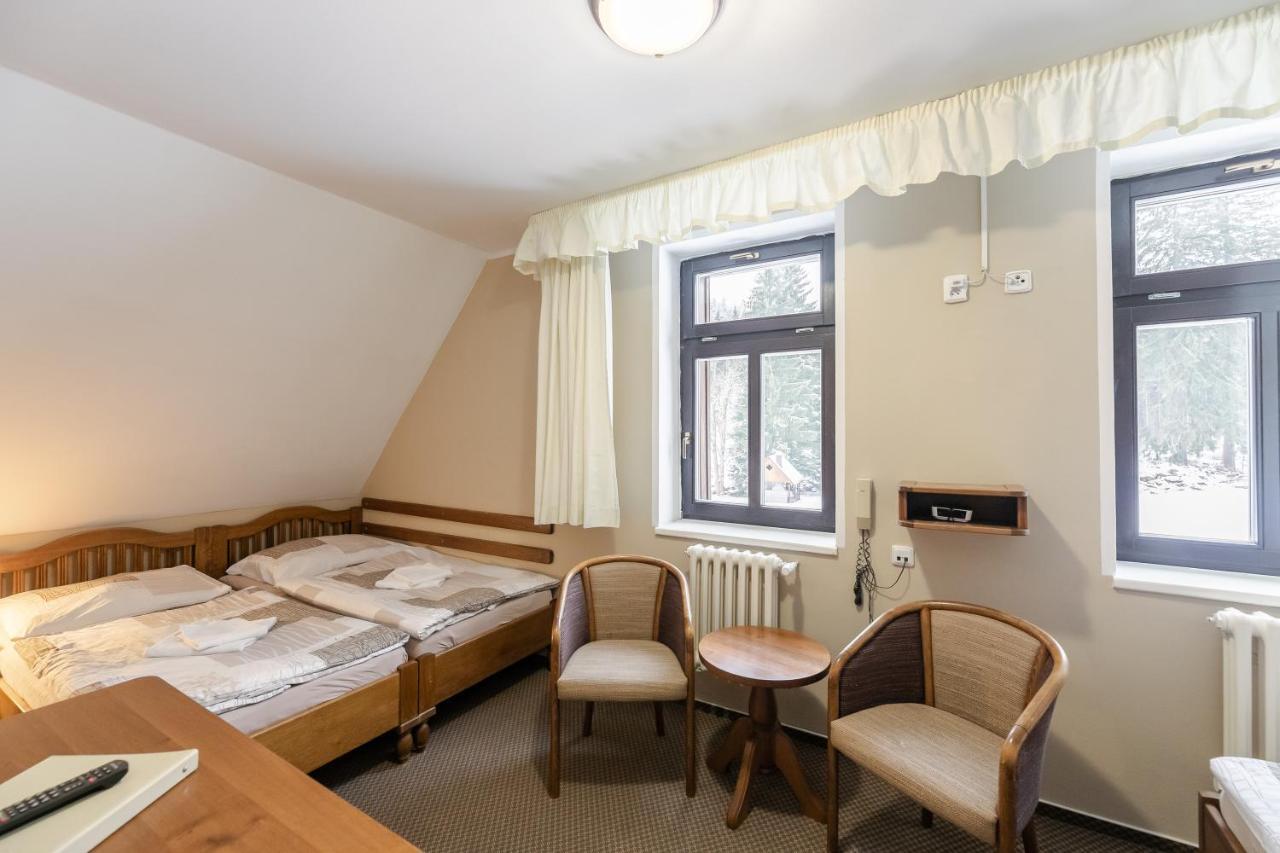 Hotel Perla Jizery Йозефув Дул Екстер'єр фото