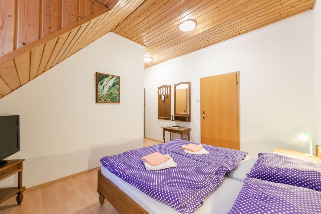 Hotel Perla Jizery Йозефув Дул Екстер'єр фото